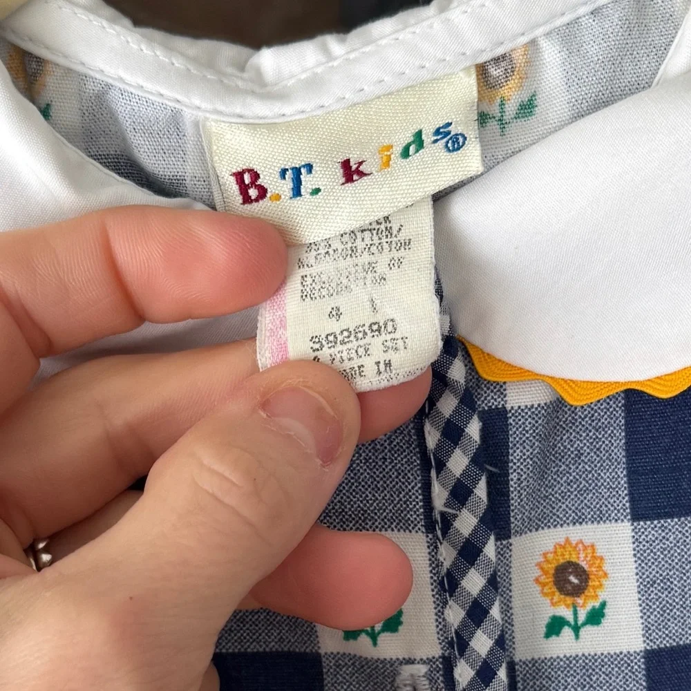 Vintage 90s Sunflowers dress toddler girl gingham applique 3D puff sleeve collar